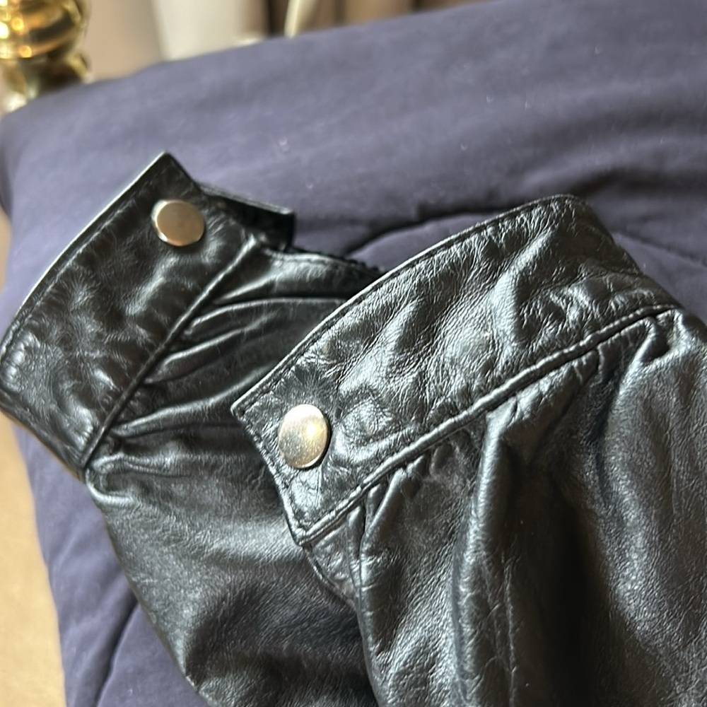 Wilsons Suede & Leather-Black Leather Jacket-Size 12-Excellent Condition - Picture 11 of 11